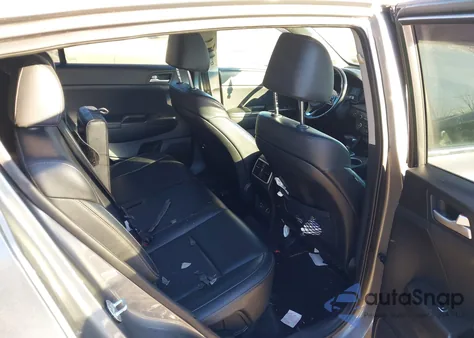 2017 Kia Sportage Ex z USA, uszkodzony, nr VIN KNDPN3AC9H7212621